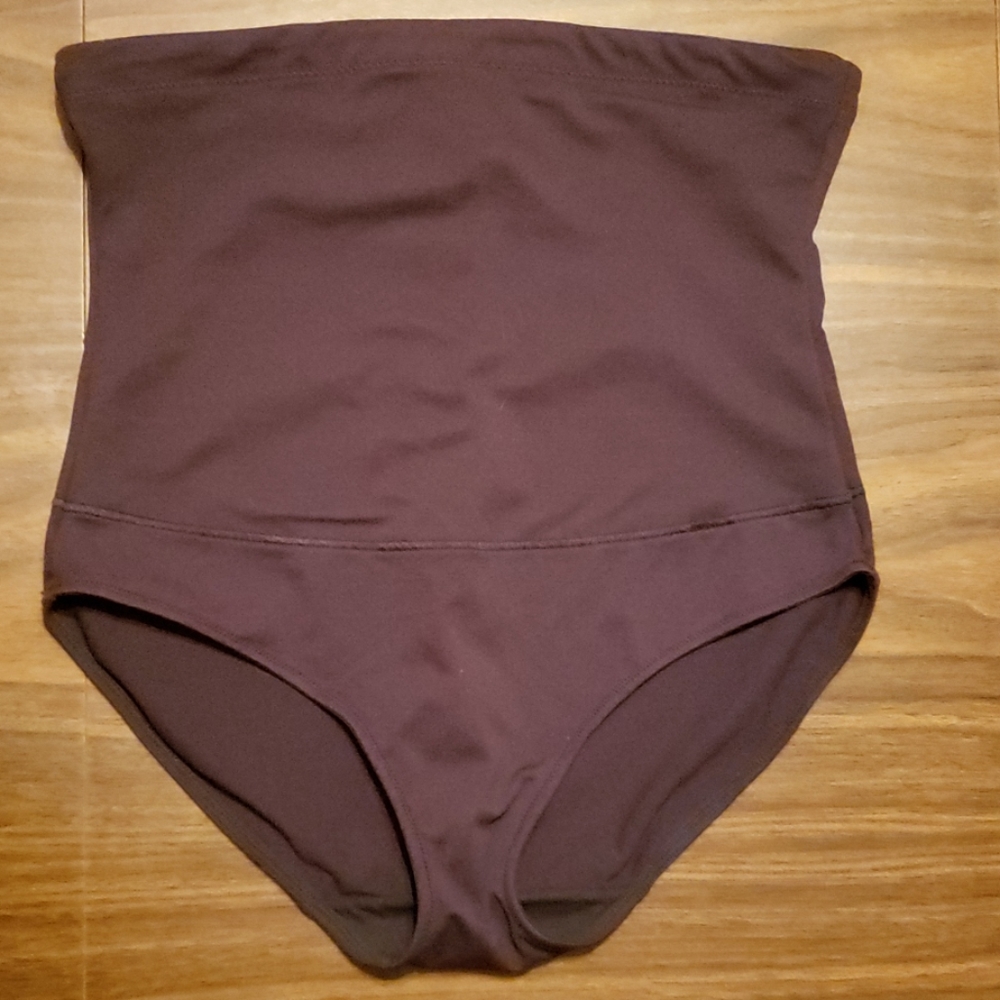 Tummy control